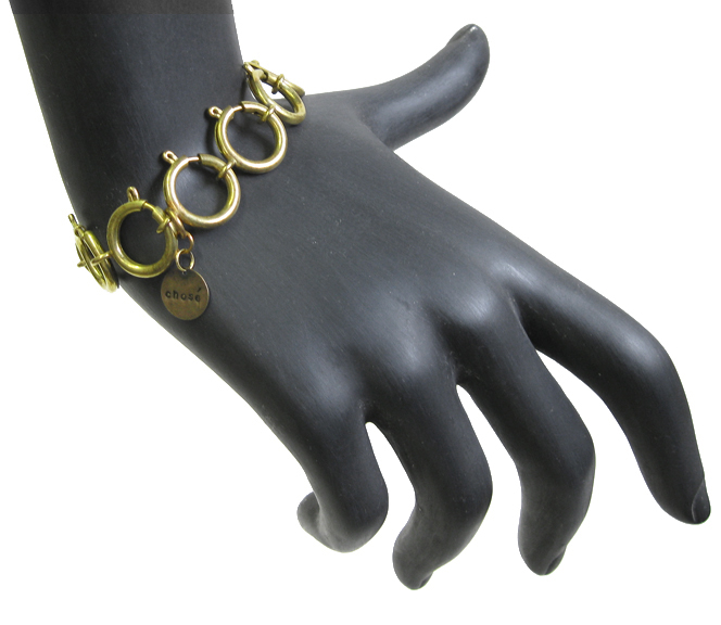 clasp bracelet